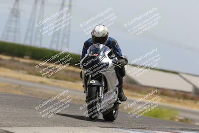 media/May-26-2025-Lets Ride (Mon) [[3bf1de1d65]]/B Group/1220pm (Wheelie Bump)/